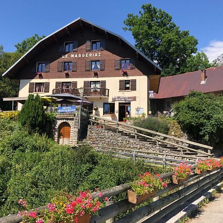 Bar Hotel Restaurant Le Margeriaz Les Déserts Buitenkant foto